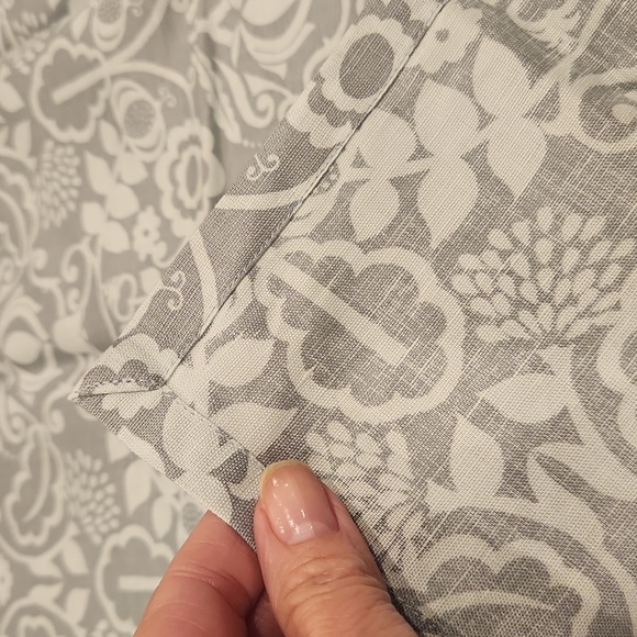 NORDSTROM AT HOME Set of 4 Placemats & Napkins set - Picture 8 of 16